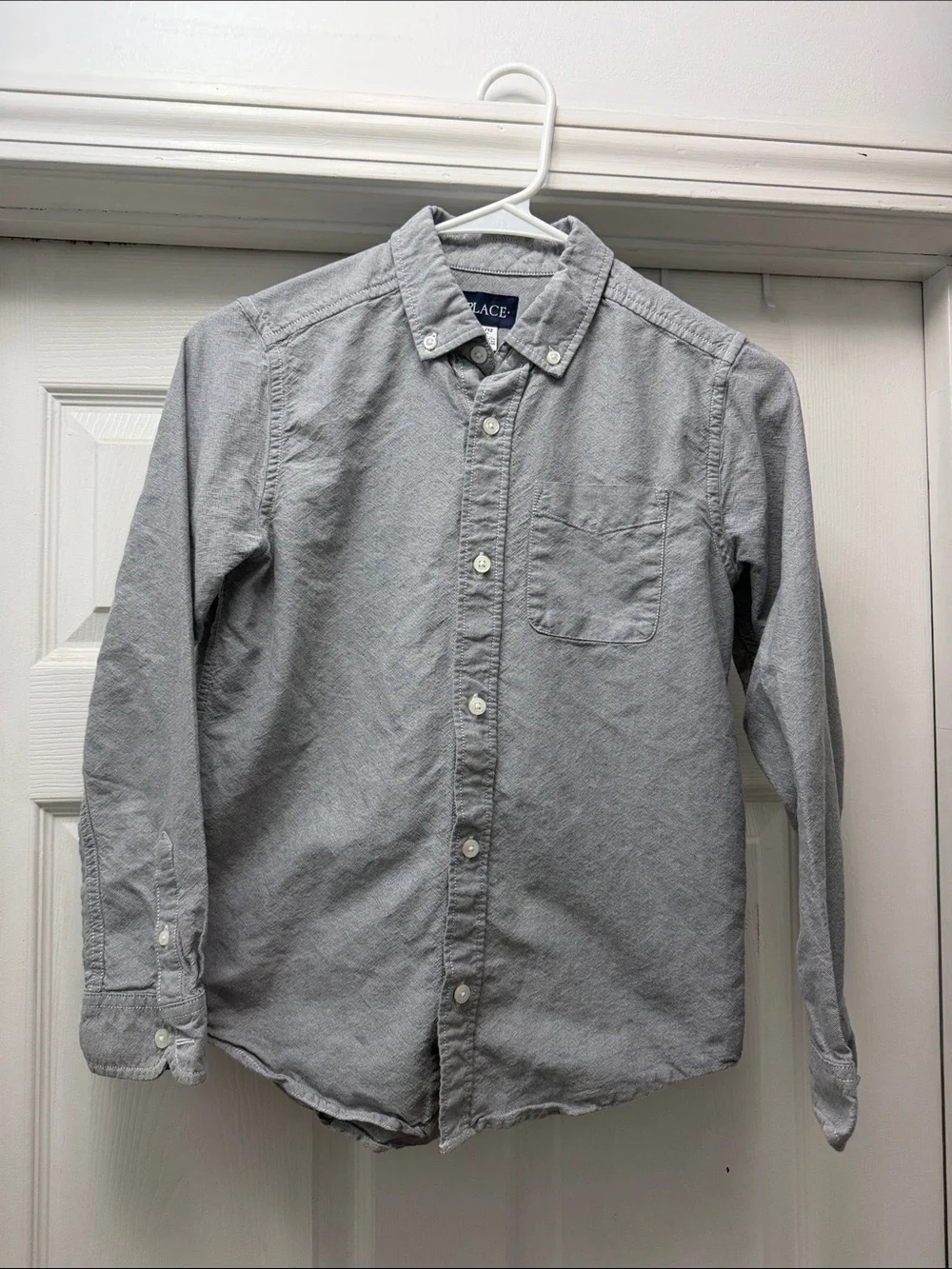 The Children's Place Light Gray Casual Button-Down Shirt